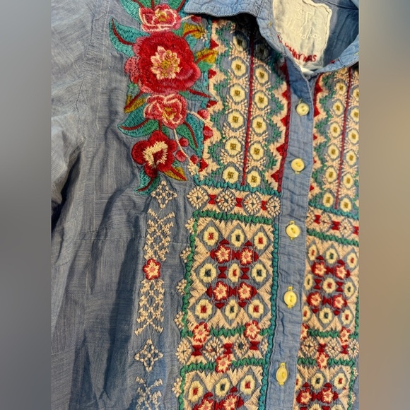Johnny Was 3J Workshop Polly Button Back Embroidered Long Sleeve Size XS - Picture 5 of 8
